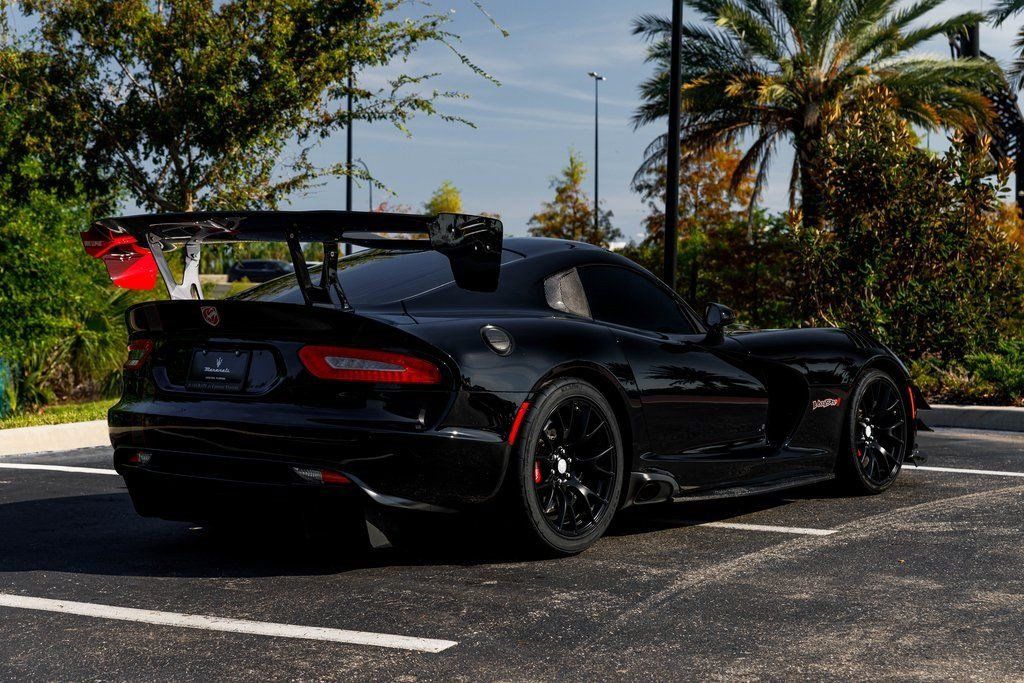 Used 2017 Dodge Viper GTC w/ ACR Package RWD image 4