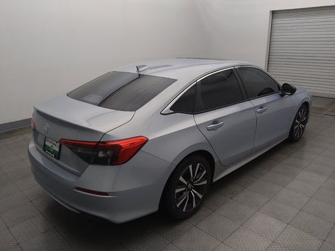 Used 2022 Honda Civic EX image 9