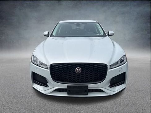 Used 2022 Jaguar F-PACE S image 21
