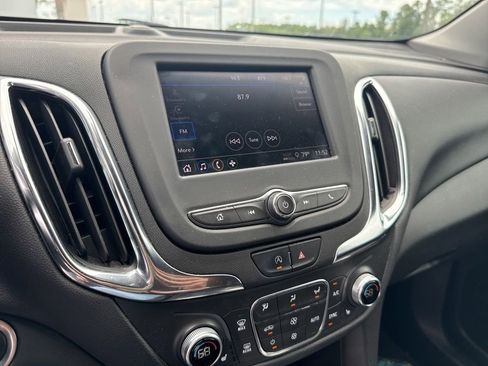 Used 2022 Chevrolet Equinox LT FWD image 5