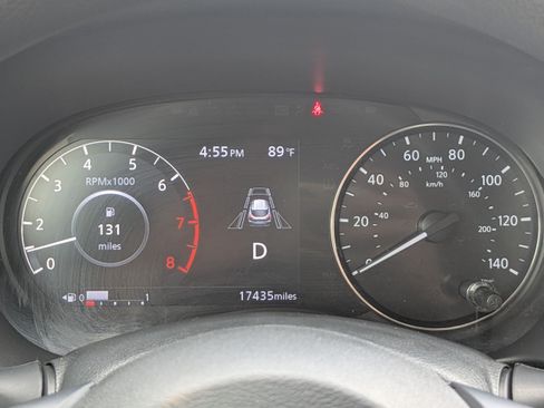 Certified 2024 Nissan Kicks SV FWD image 29