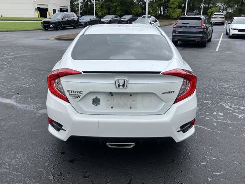 Used 2020 Honda Civic Sport image 11
