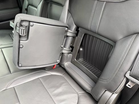 Used 2020 Chevrolet Silverado 1500 High Country w/ Trailer Camera Package image 23