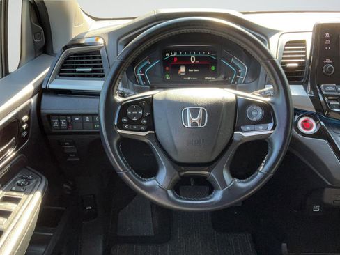 Used 2024 Honda Odyssey Touring image 14