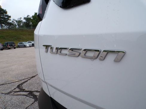 Used 2023 Hyundai Tucson SEL FWD image 14