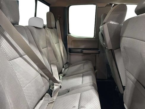 Used 2017 Ford F150 XLT w/ Equipment Group 302A Luxury AWD/4WD image 12