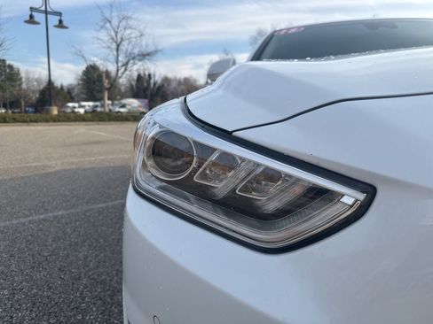 Used 2018 Genesis G90 3.3T Premium image 41