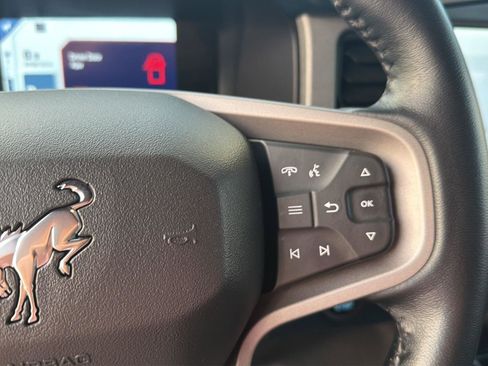 Used 2024 Ford Bronco Outer Banks AWD/4WD image 21