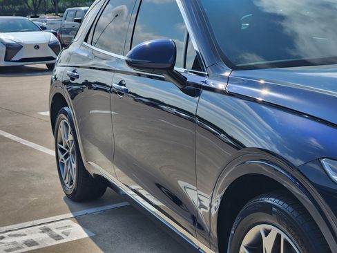 Used 2023 Genesis GV70 2.5T Select w/ Select Package image 8