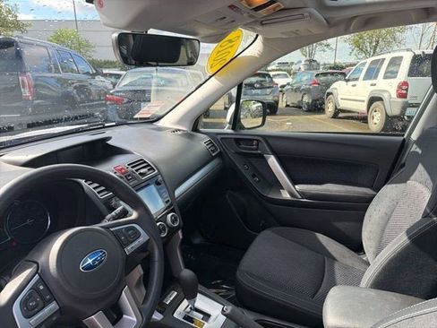 Used 2018 Subaru Forester 2.5i Premium AWD/4WD image 11