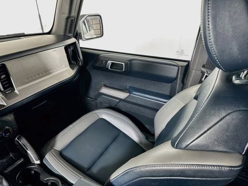 Used 2023 Ford Bronco Outer Banks AWD/4WD image 29