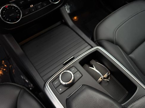 Used 2015 Mercedes-Benz ML 350 4MATIC image 14