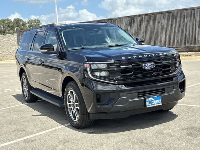 Used 2026 Ford Expedition Max Active RWD image 8