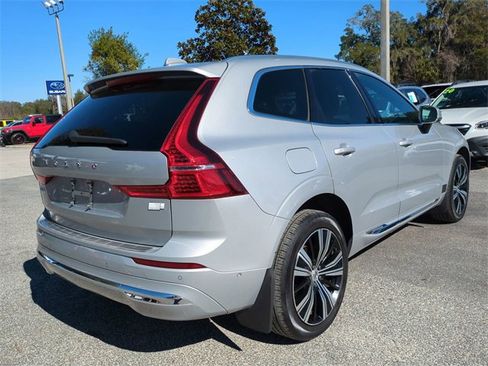 Used 2022 Volvo XC60 T8 Inscription w/ Advanced Package image 4