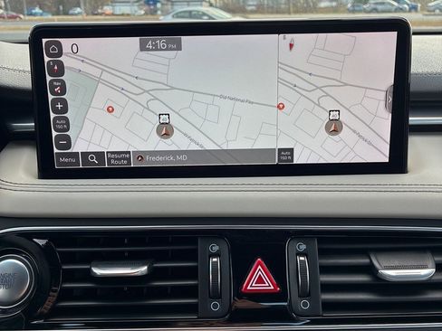 Used 2023 Genesis G70 3.3T w/ Sport Advanced Package image 19