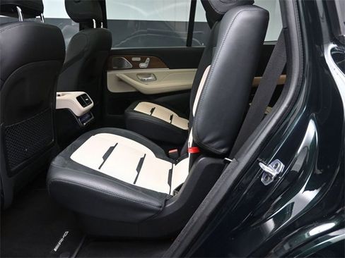 Used 2024 Mercedes-Benz GLS 63 AMG 4MATIC image 21