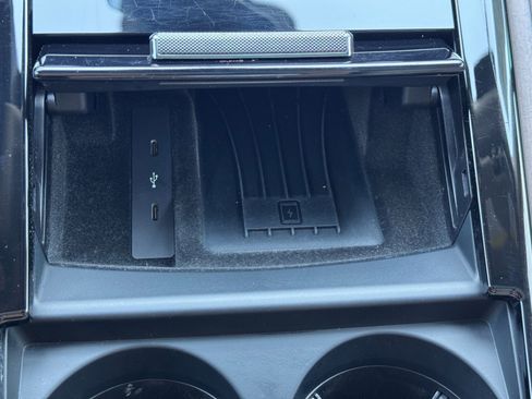 Used 2024 Porsche Panamera 4 image 34