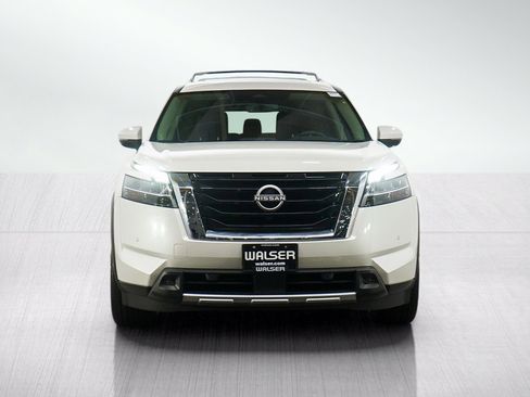 Used 2023 Nissan Pathfinder SL w/ SL Premium Package AWD/4WD image 8