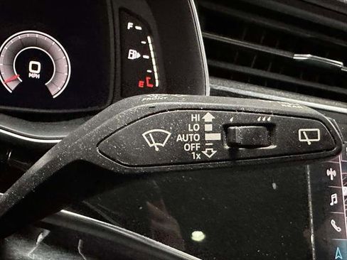 Used 2019 Audi Q8 Premium w/ Convenience Package image 23