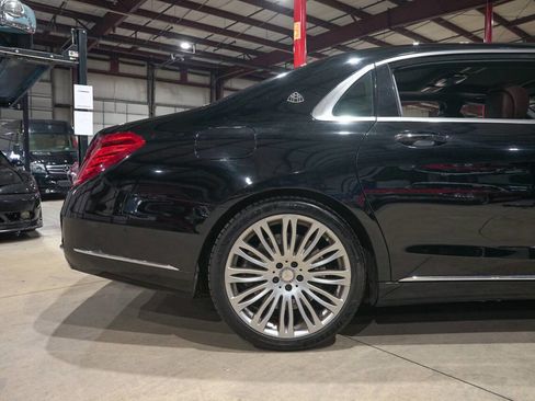 Used 2016 Mercedes-Benz Maybach S 600 image 9
