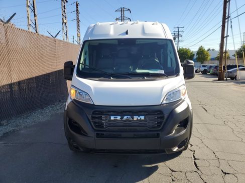 New 2026 RAM ProMaster 3500 w/ Crew Van Package FWD image 9