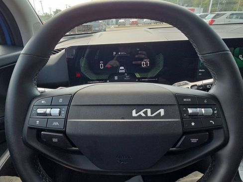 Certified 2026 Kia Sportage EX w/ EX Panorama Roof Package AWD/4WD image 11