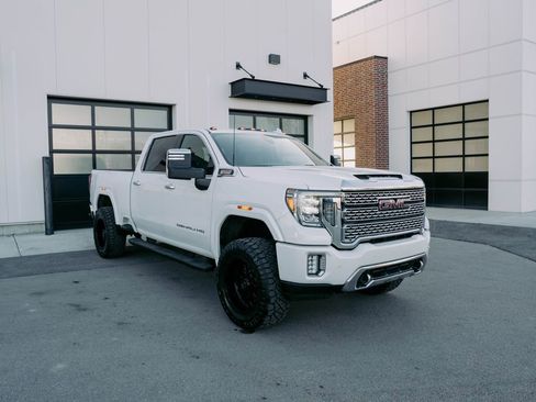 Used 2020 GMC Sierra 2500 Denali w/ Gooseneck/5TH Wheel Package AWD/4WD image 4