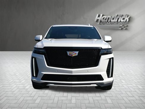 Used 2023 Cadillac Escalade V image 5