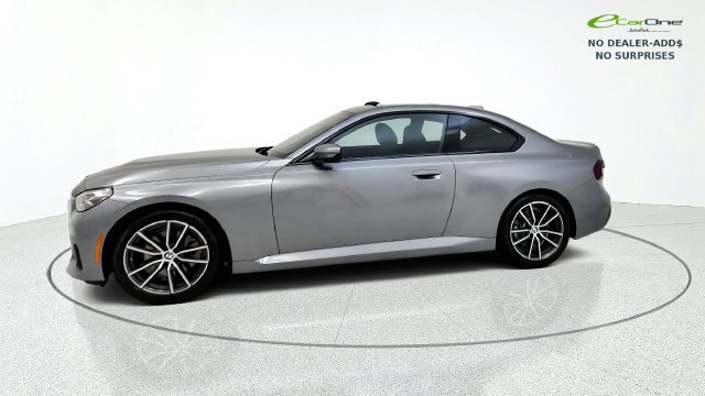 Used 2025 BMW 230i Coupe RWD image 4