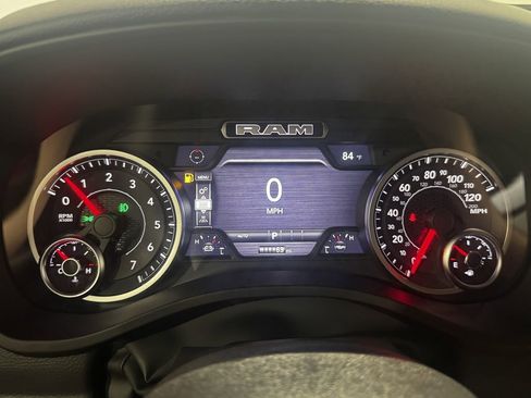 New 2026 RAM 1500 4x4 Crew Cab image 7