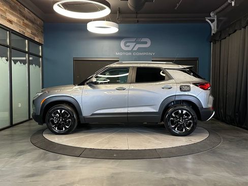 Used 2023 Chevrolet TrailBlazer LT AWD/4WD image 6