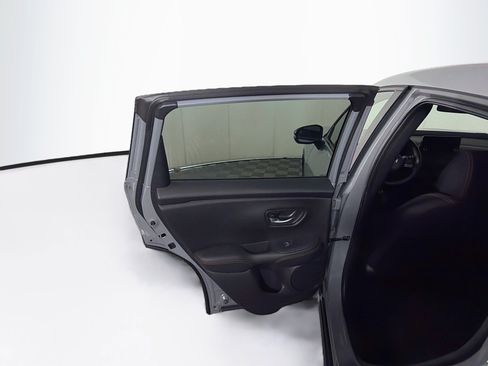 Used 2024 Honda HR-V Sport image 25