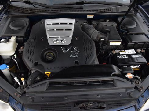 Used 2006 Hyundai Azera SE image 12