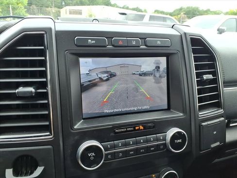 Used 2021 Ford Expedition Max Limited RWD image 16