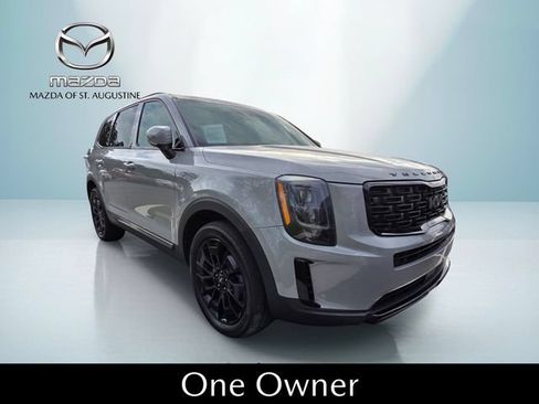 Used 2022 Kia Telluride EX w/ EX Premium Package AWD/4WD image 3