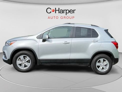 Certified 2022 Chevrolet Trax LT w/ LT Convenience Package AWD/4WD image 6