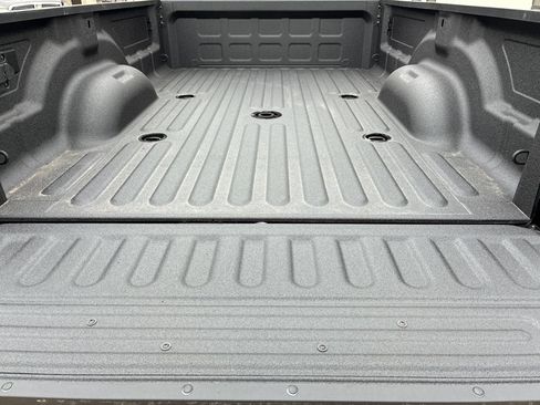 New 2026 RAM 2500 Big Horn AWD/4WD image 23