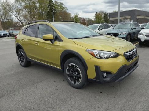 Certified 2023 Subaru Crosstrek 2.0i Premium AWD/4WD image 2
