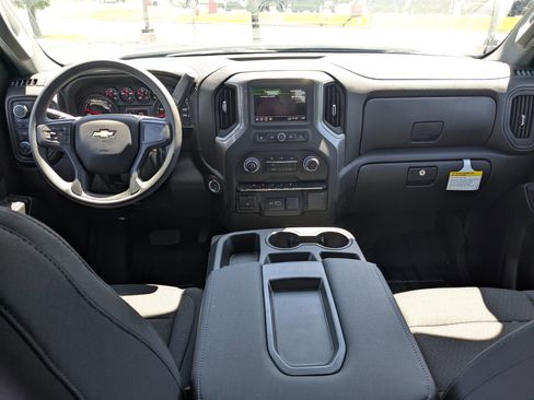 New 2025 Chevrolet Silverado 1500 Custom image 16