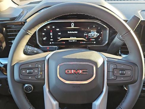 New 2026 GMC Sierra 1500 Elevation image 15