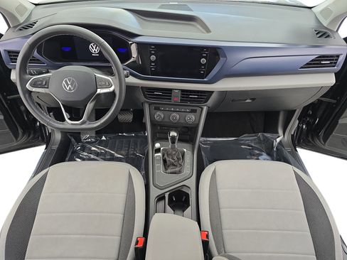 Certified 2022 Volkswagen Taos SE w/ Panoramic Sunroof Package FWD image 9