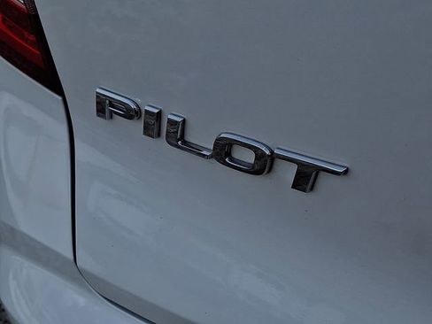 Certified 2022 Honda Pilot Special Edition image 30