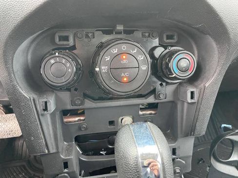 Used 2011 Ford Fiesta SE w/ 202A Rapid Spec Order Code image 36