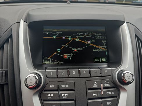 Used 2017 Chevrolet Equinox Premier w/ Enhanced Convenience Package FWD image 22