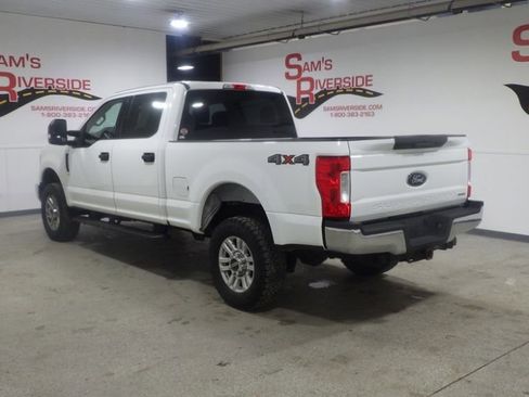 Used 2019 Ford F250 XLT image 2
