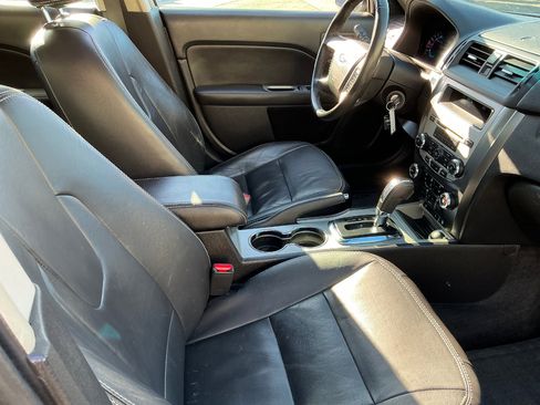 Used 2011 Ford Fusion SEL w/ 302A Rapid Spec Order Code image 10