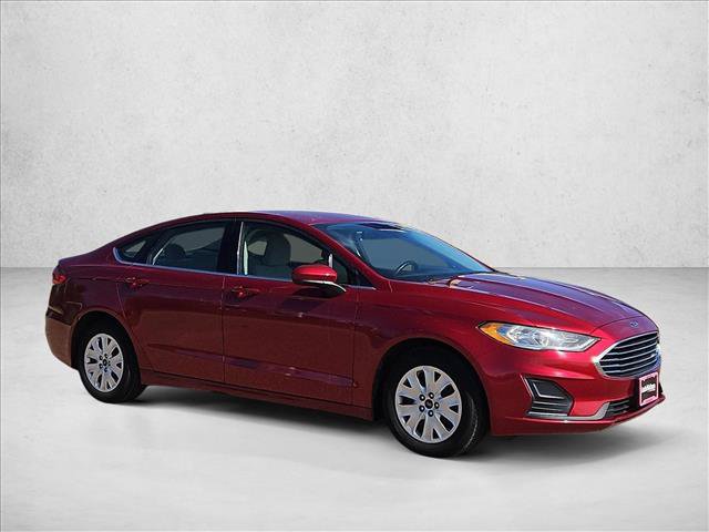 Used 2019 Ford Fusion S FWD image 3