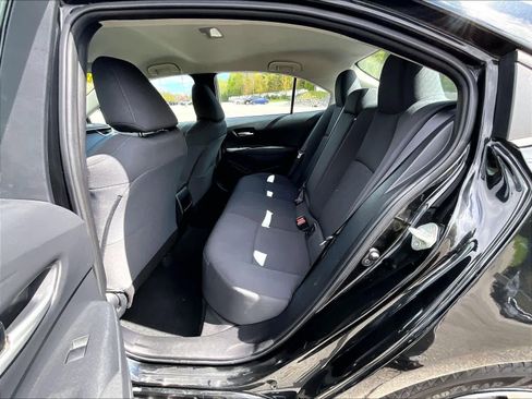 Used 2020 Toyota Corolla LE FWD image 15