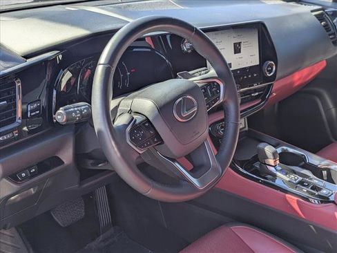 Used 2024 Lexus NX 250 FWD image 9