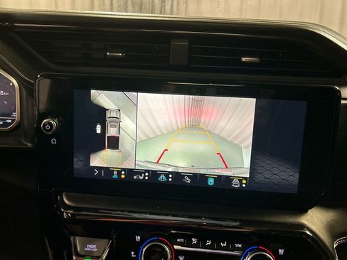 Used 2023 GMC Sierra 1500 AT4X image 18